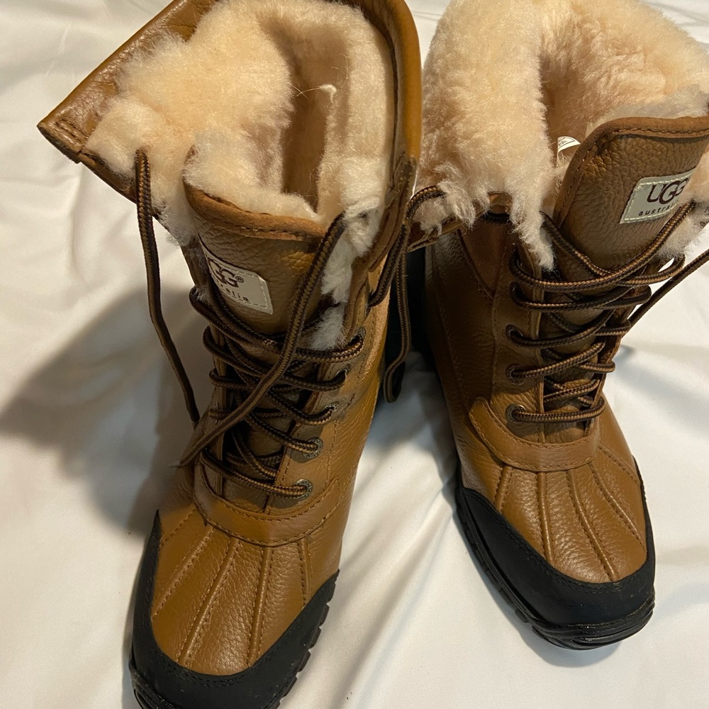 Ugg snow boot